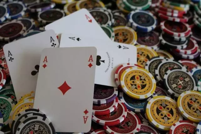 學會算牌可以在百家樂遊戲中讓你提高勝率 學會算牌可以在百家樂遊戲中讓你提高勝率
